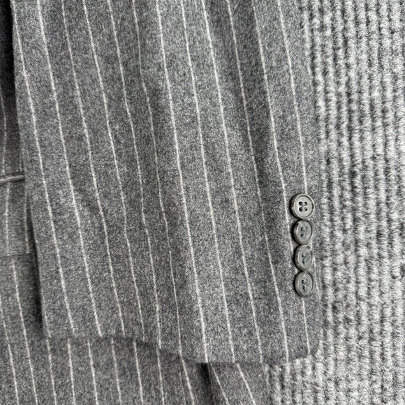 Vintage Tallia Suit 52L 44x28.5 Gray Wool Chalk Line Pleated Vitali Barberis VBC - Picture 3 of 16